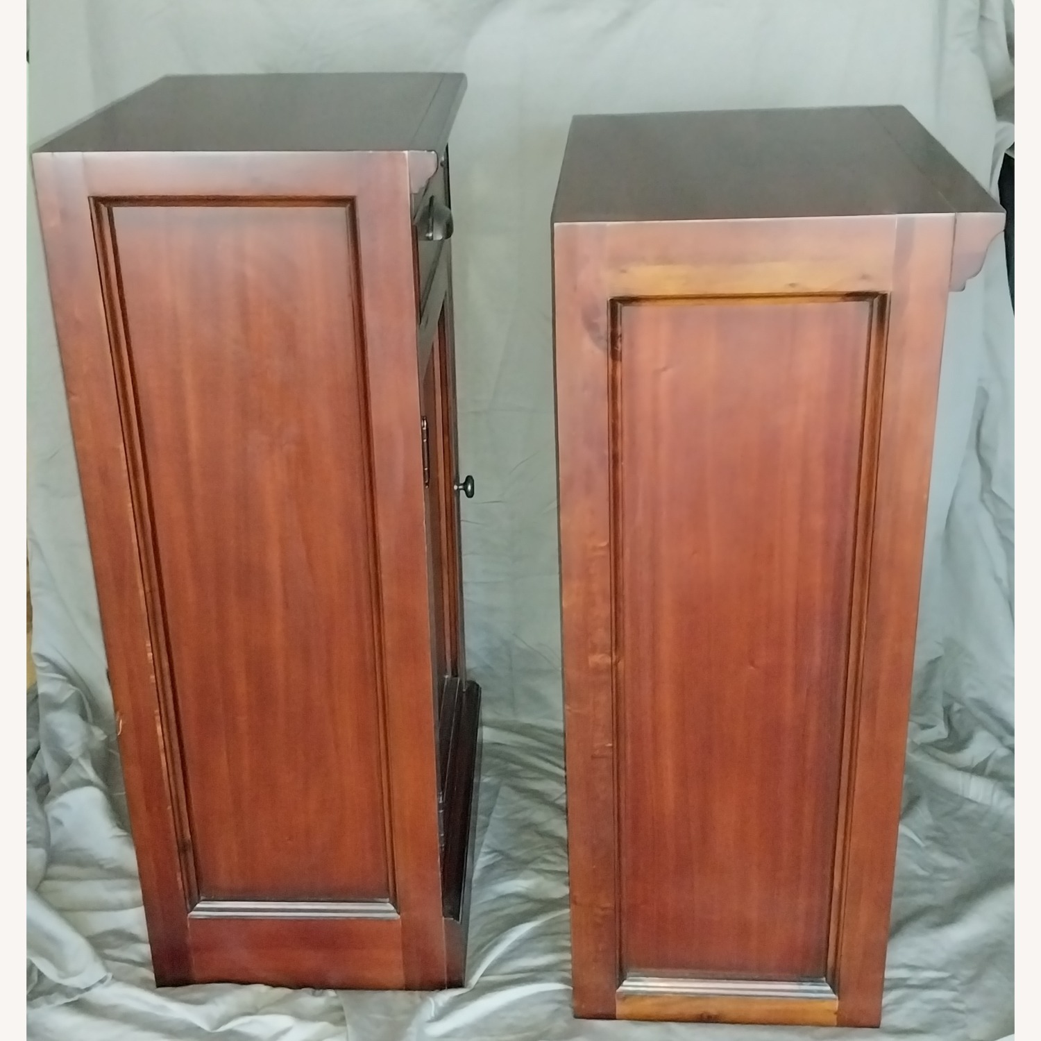 Pottery Barn Aubrey Shelf with Cabinet (19") - image-10