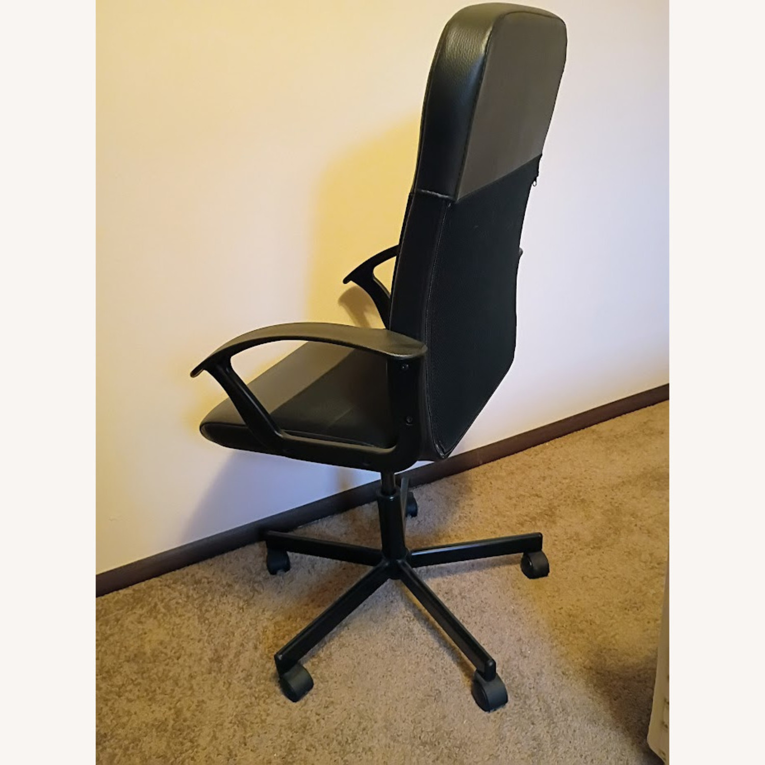 IKEA Renberget Black Polyurethane Office Chair - image-2