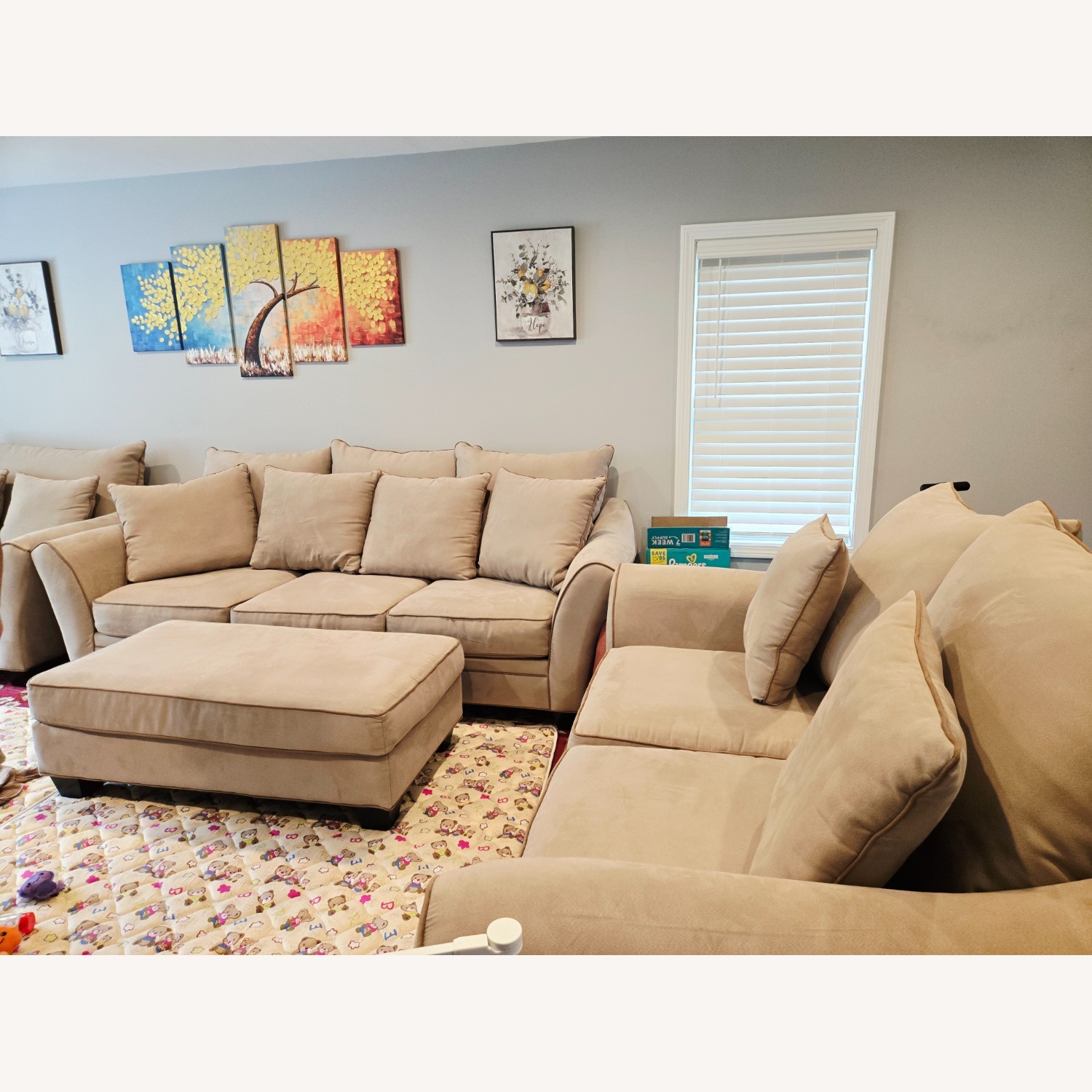 Raymour & Flanigan Briarwood 2 Seater Sofa - image-3