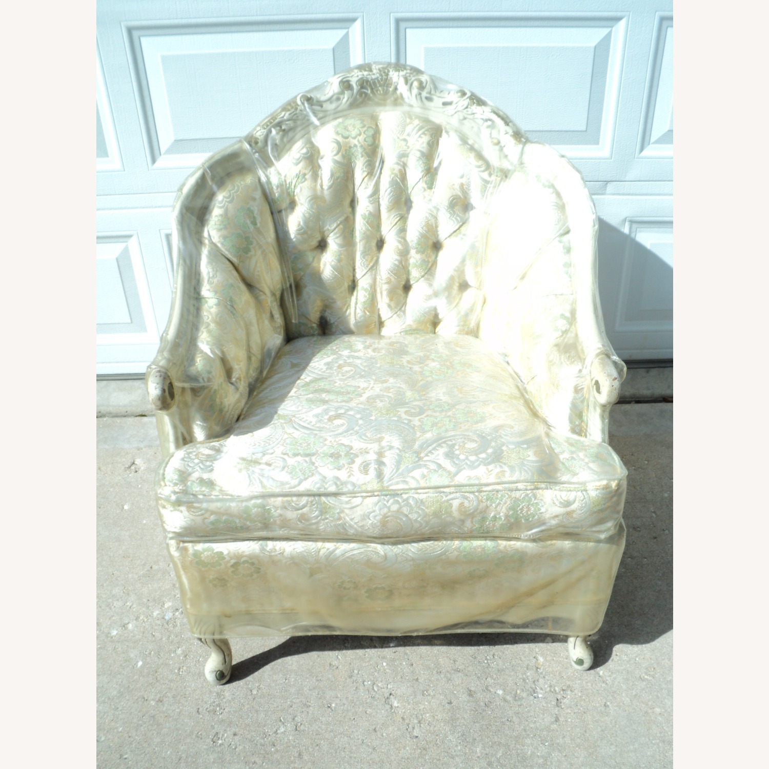 1970 French Provincial Cream/Gold Floating Sofa - image-16