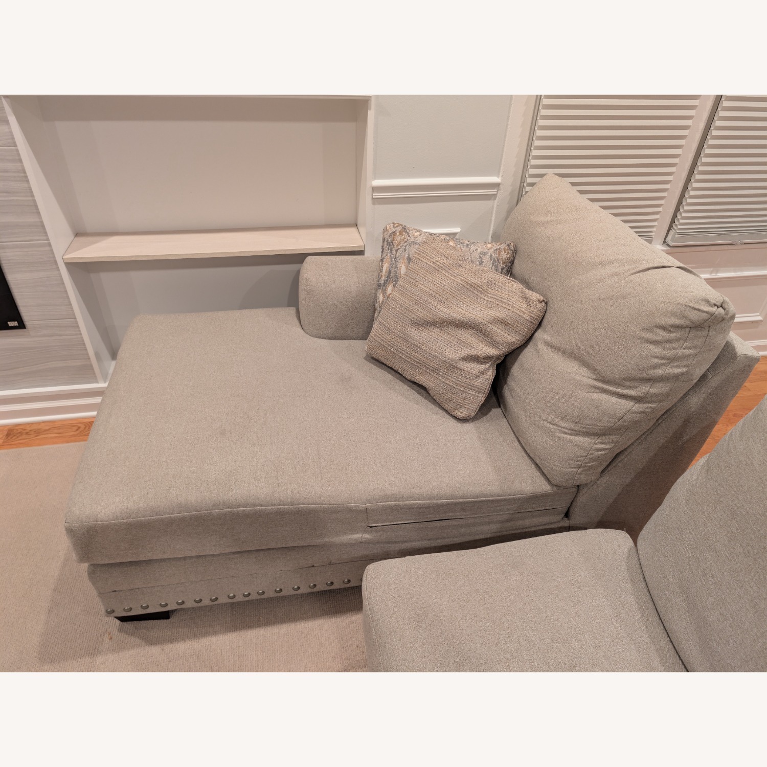 The Roomplace Light Gray Chaise Lounge - image-3