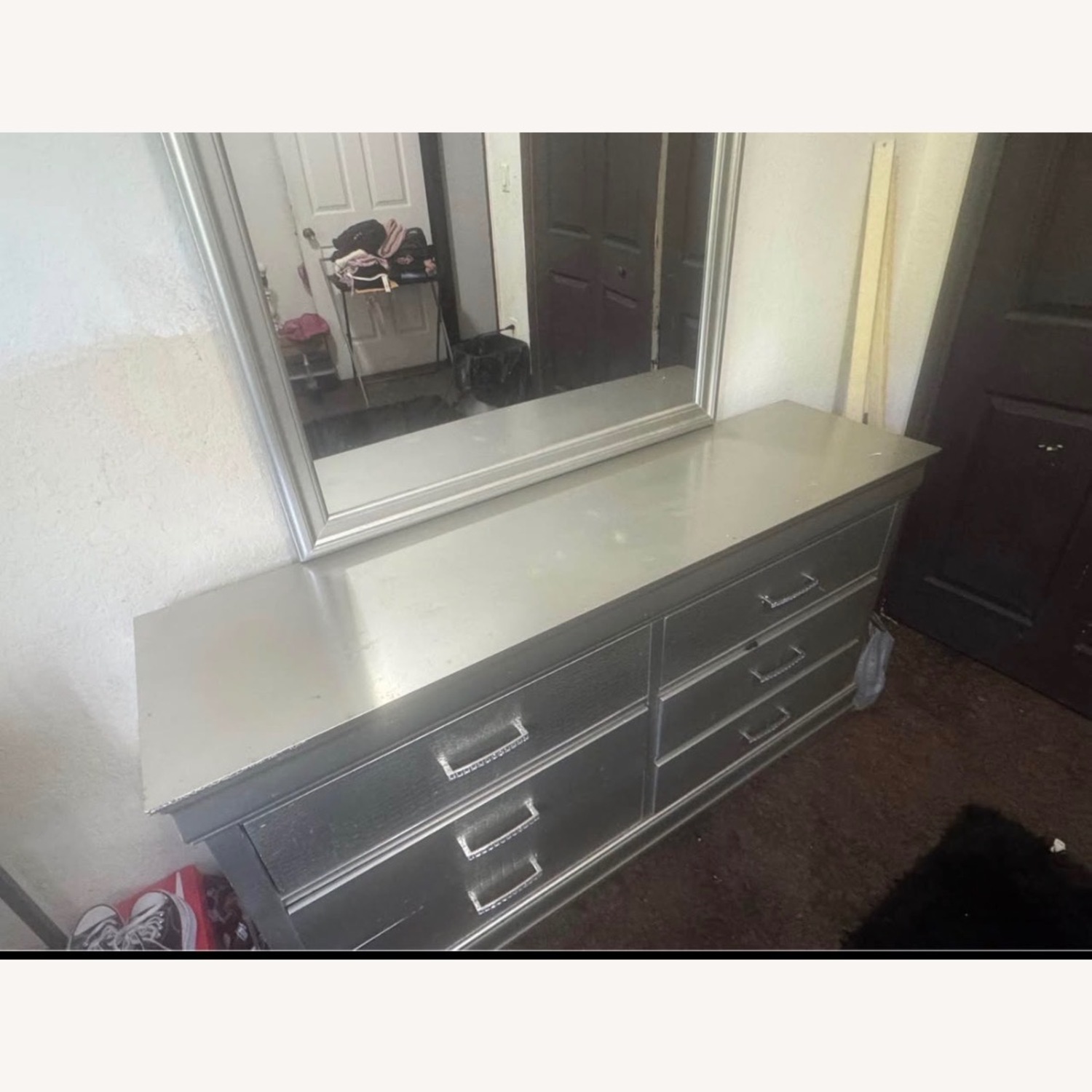 Amalia Metallic Dresser & Mirror - image-2