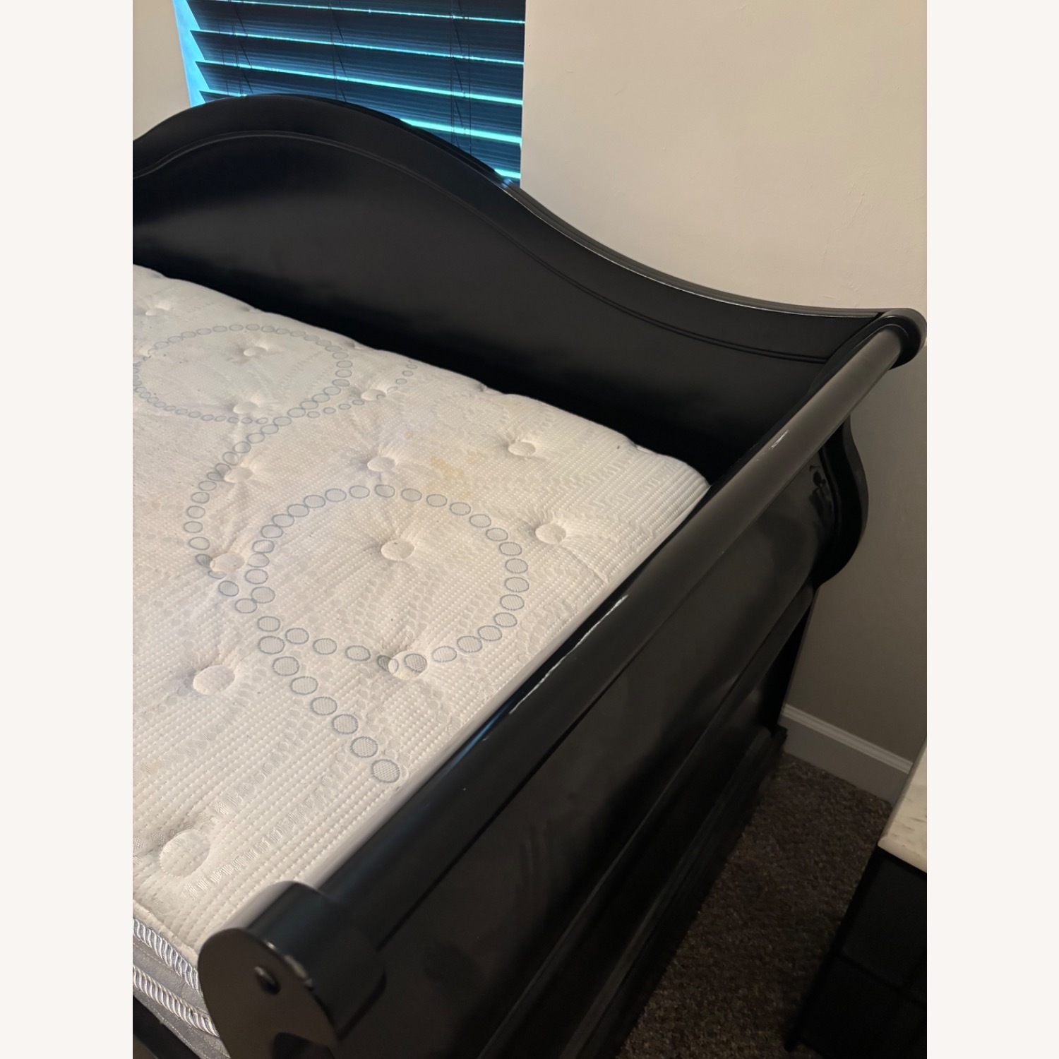Rooms To Go Oberon Black Wood Daybed - image-2