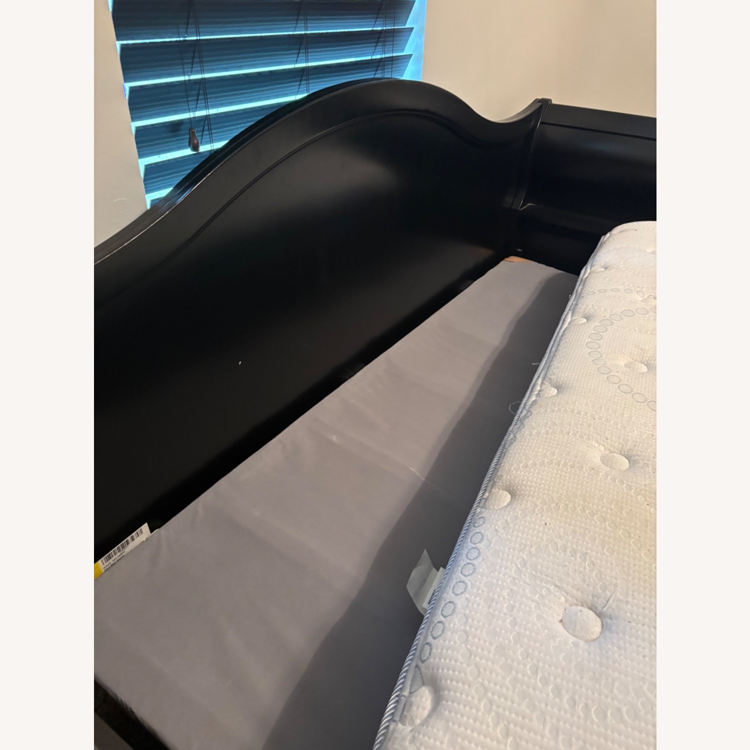 Rooms To Go Oberon Black Wood Daybed - image-4