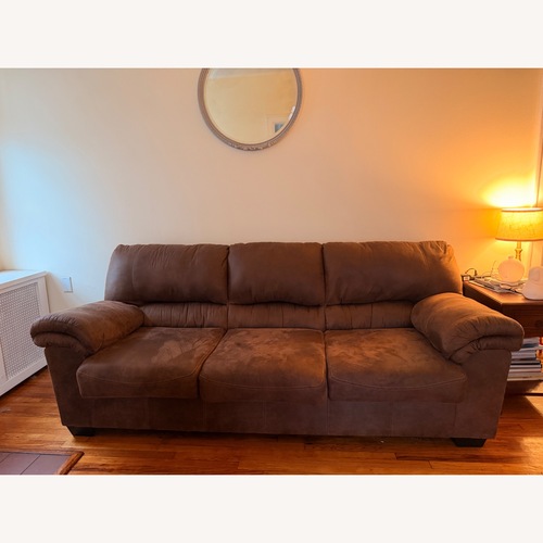 Used Raymour & Flanigan Livingston Sofa for sale on AptDeco