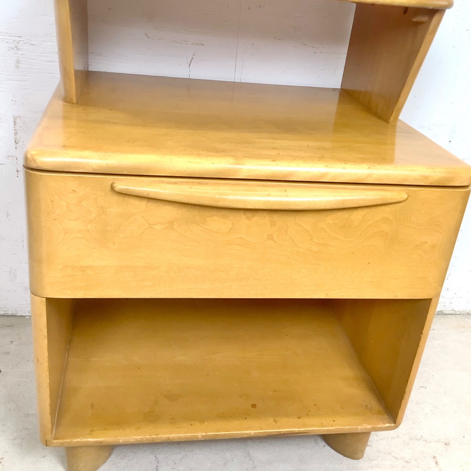 Vintage Heywood-Wakefield Wheat Nightstand - image-12