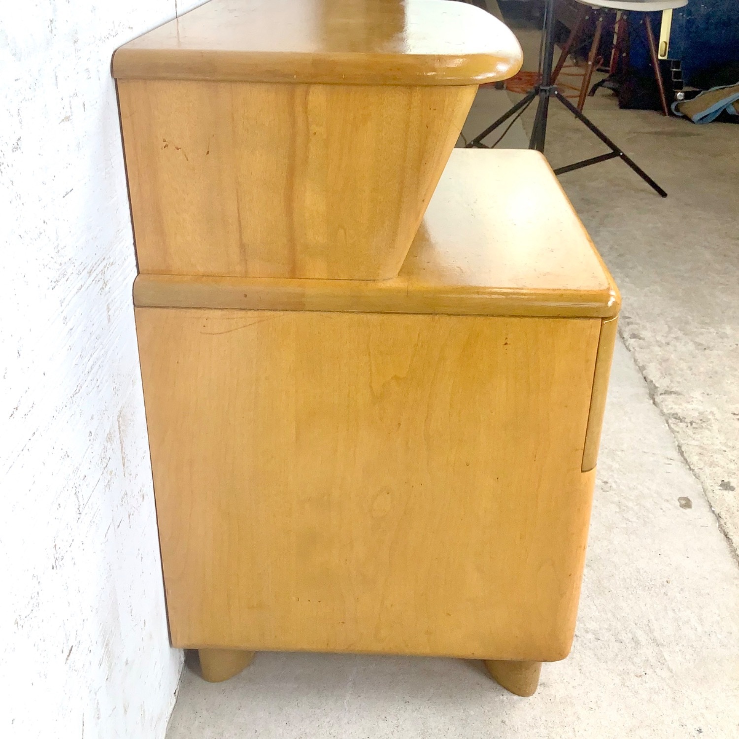 Vintage Heywood-Wakefield Wheat Nightstand - image-10