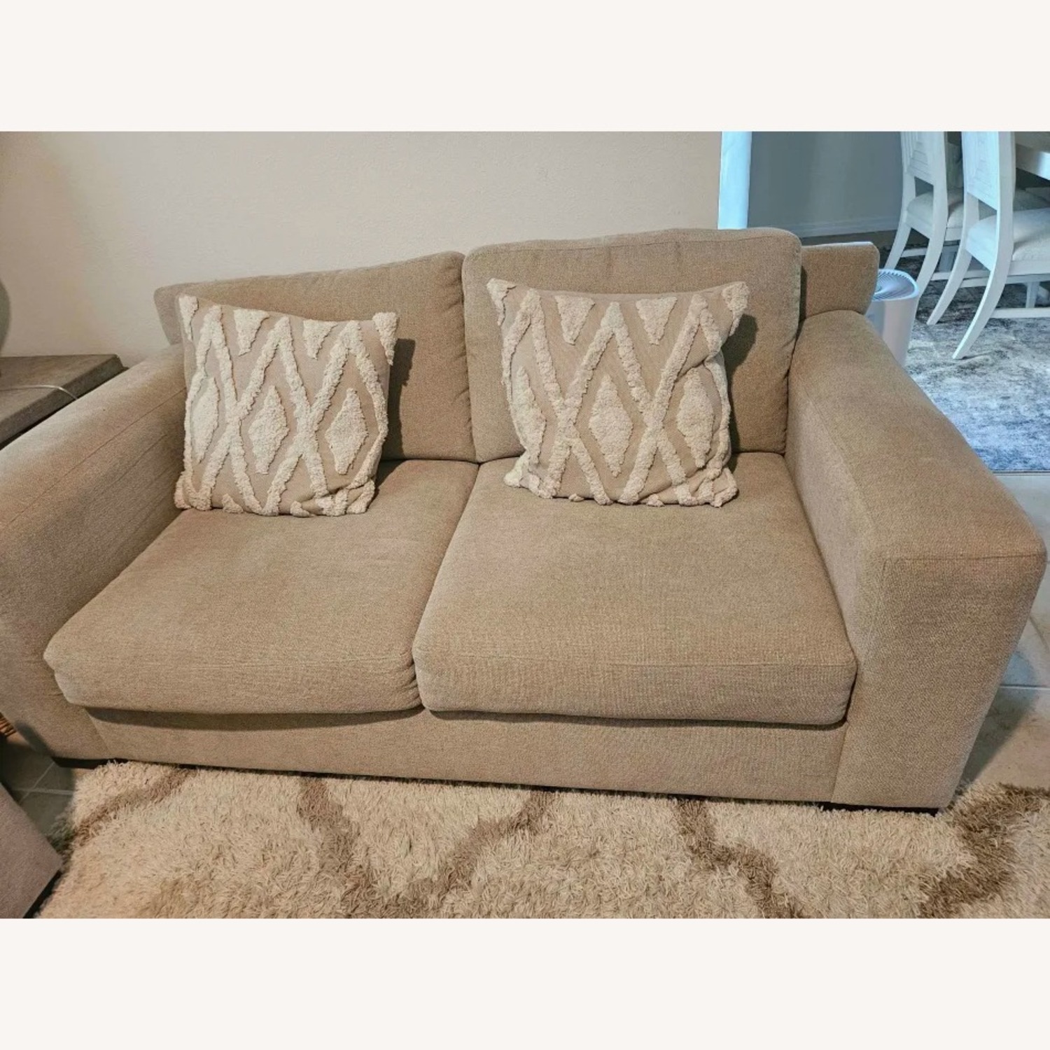 Rooms To Go Drew & Jonathan Melbourne Loveseat - image-2