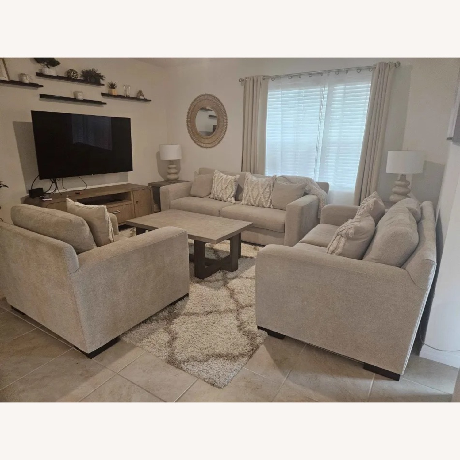 Rooms To Go Drew & Jonathan Melbourne Loveseat - image-3