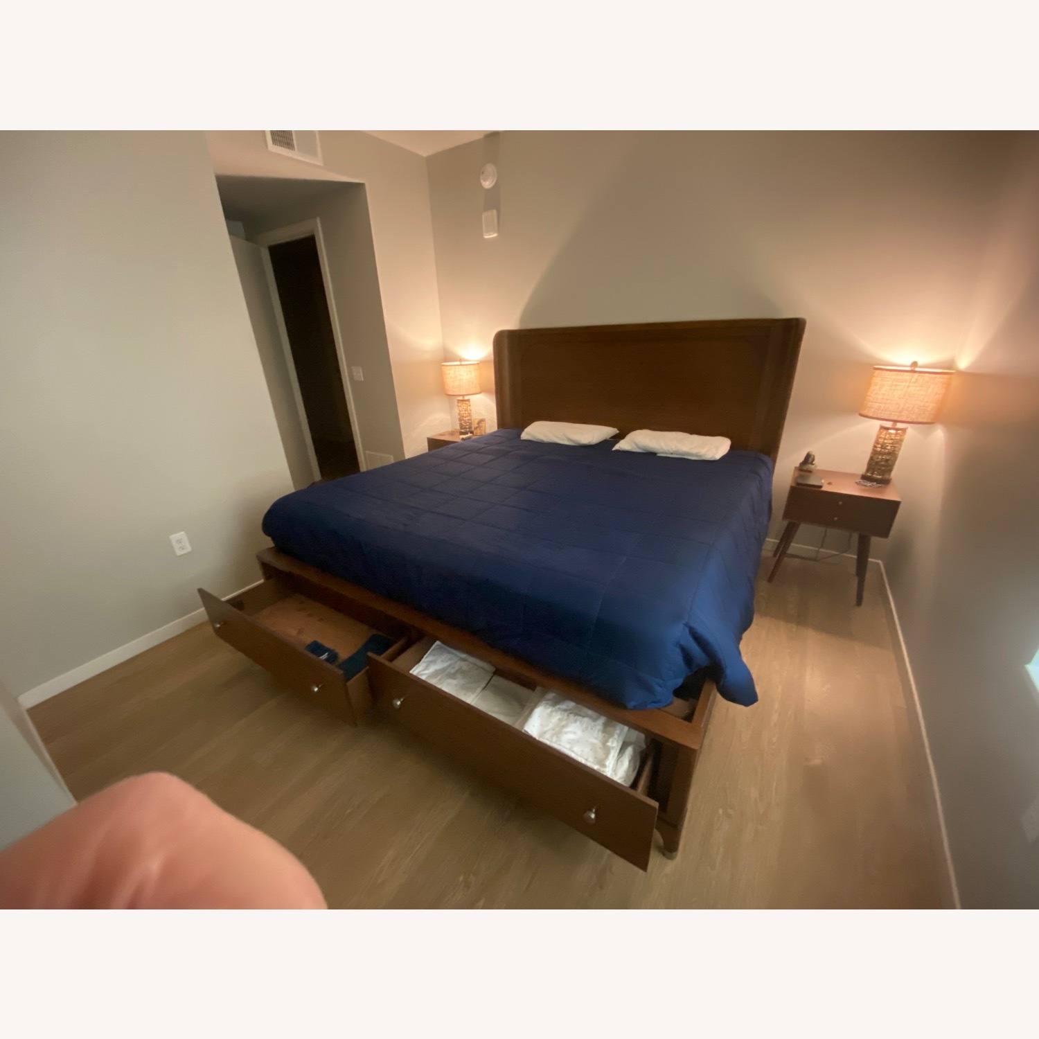 Value City Furniture Dark Brown Wood King Bed - image-3