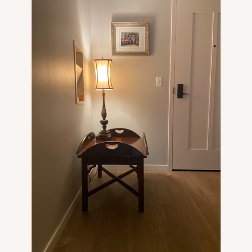 Used Vintage/Antique Finds Light Brown Table Lamp for sale on AptDeco