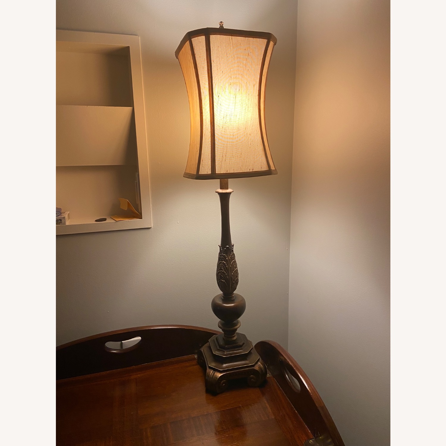 Vintage/Antique Finds Light Brown Table Lamp - image-3