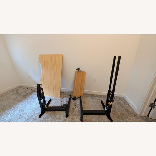 Used Amazon Fully Jarvis Standing Desk for sale on AptDeco