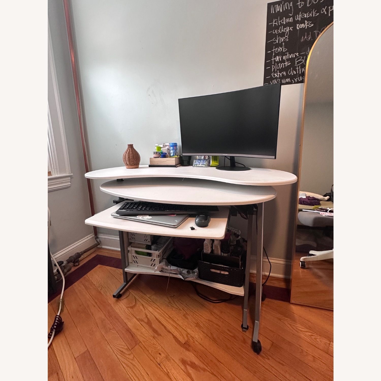 White Desk - image-6