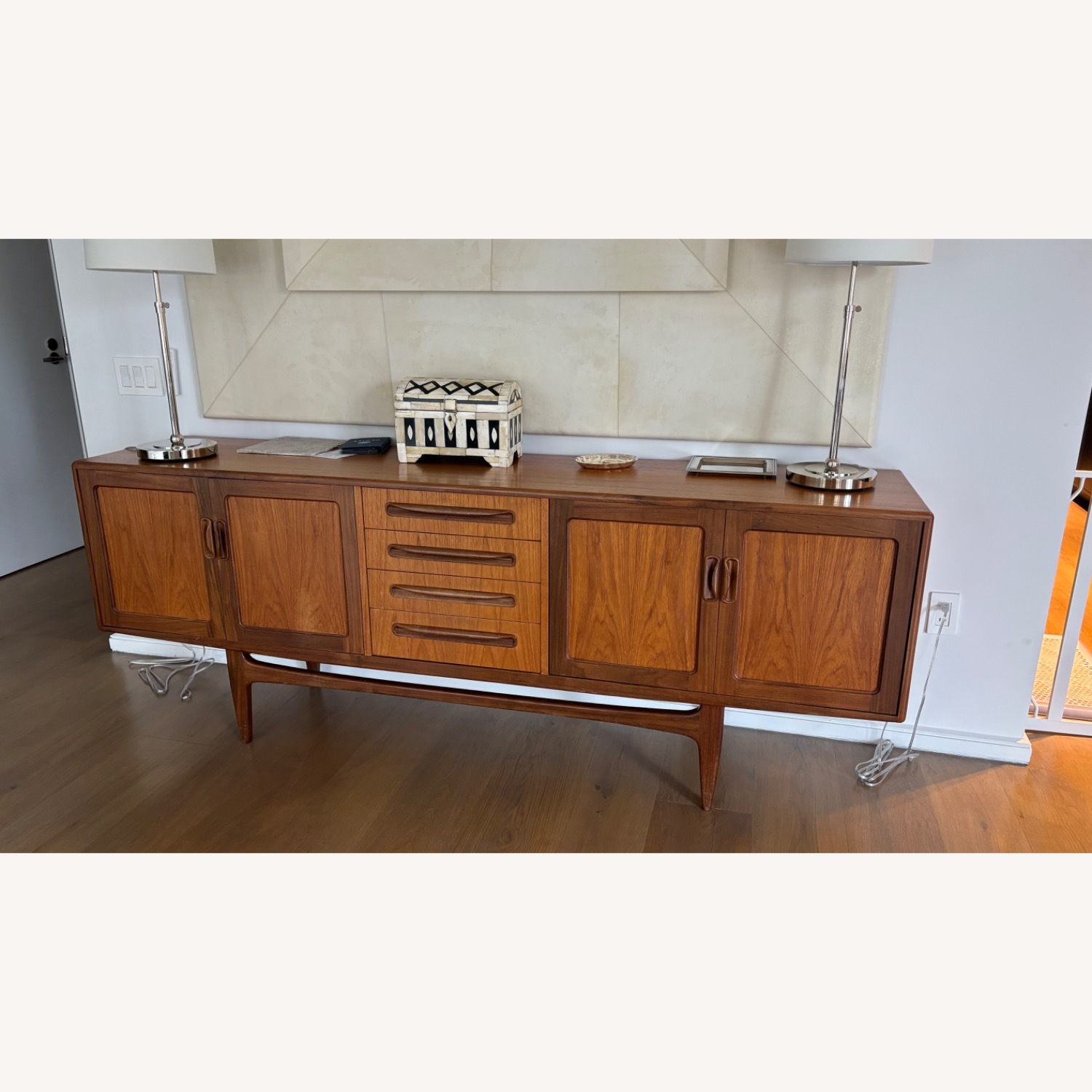 Vintage/Antique Sideboard - image-2