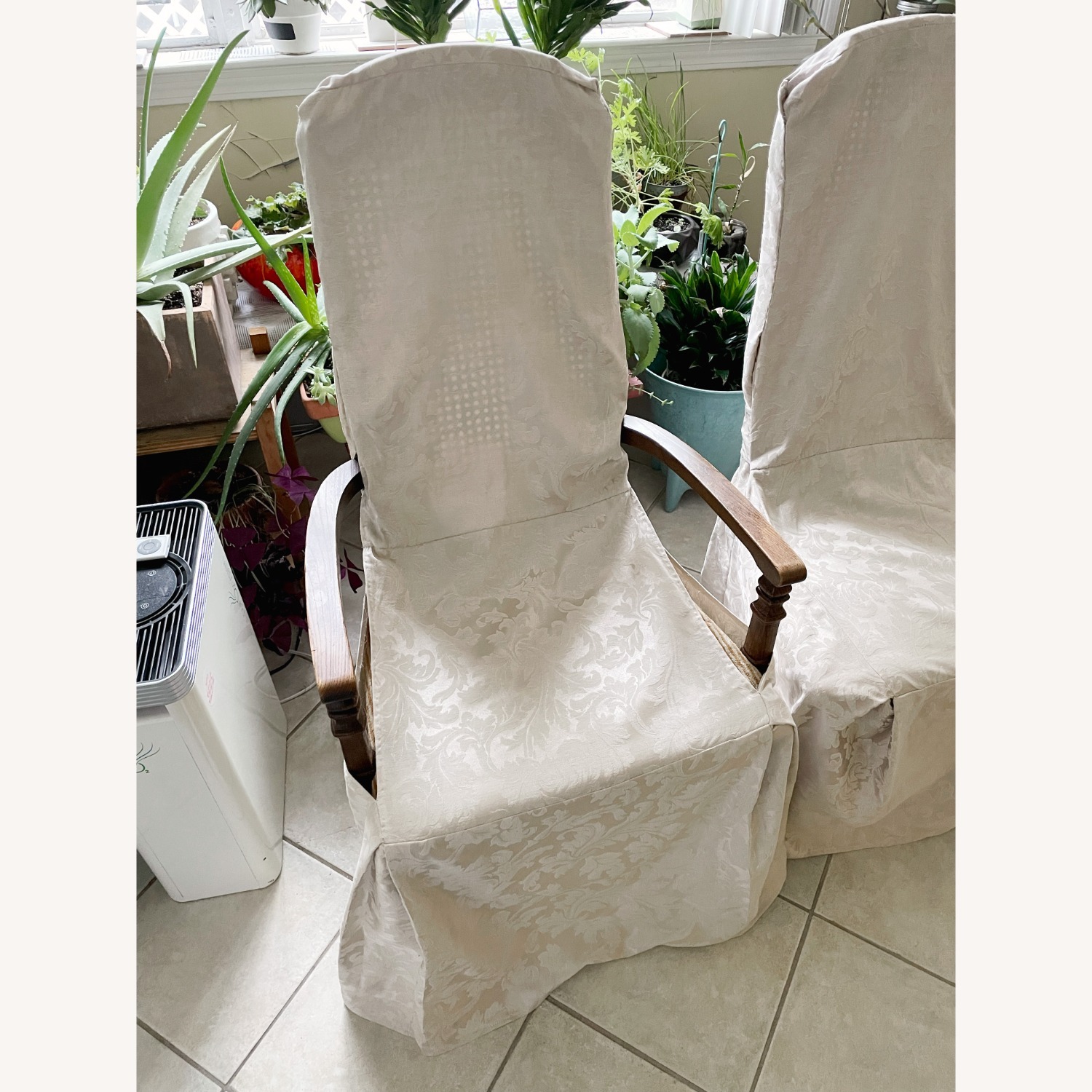 Broyhill Set of 8 Vintage Dining Chairs - image-2