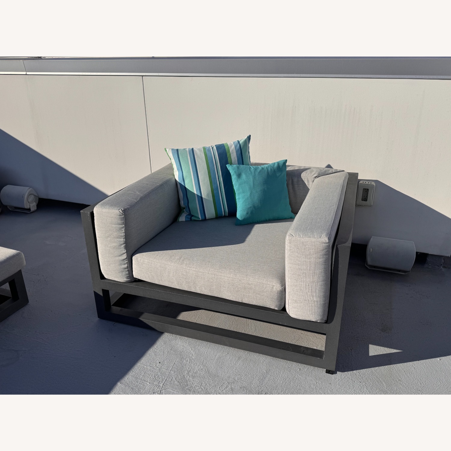 Restoration Hardware Aviara Patio Set - image-2