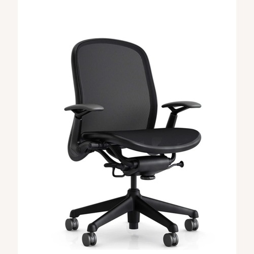 Used Knoll Chadwick Black Mesh Office Chair for sale on AptDeco