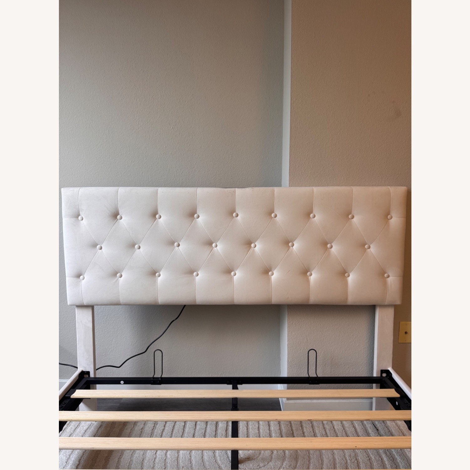 Amazon Queen Bed Frame with Lift-Up Storage - image-3