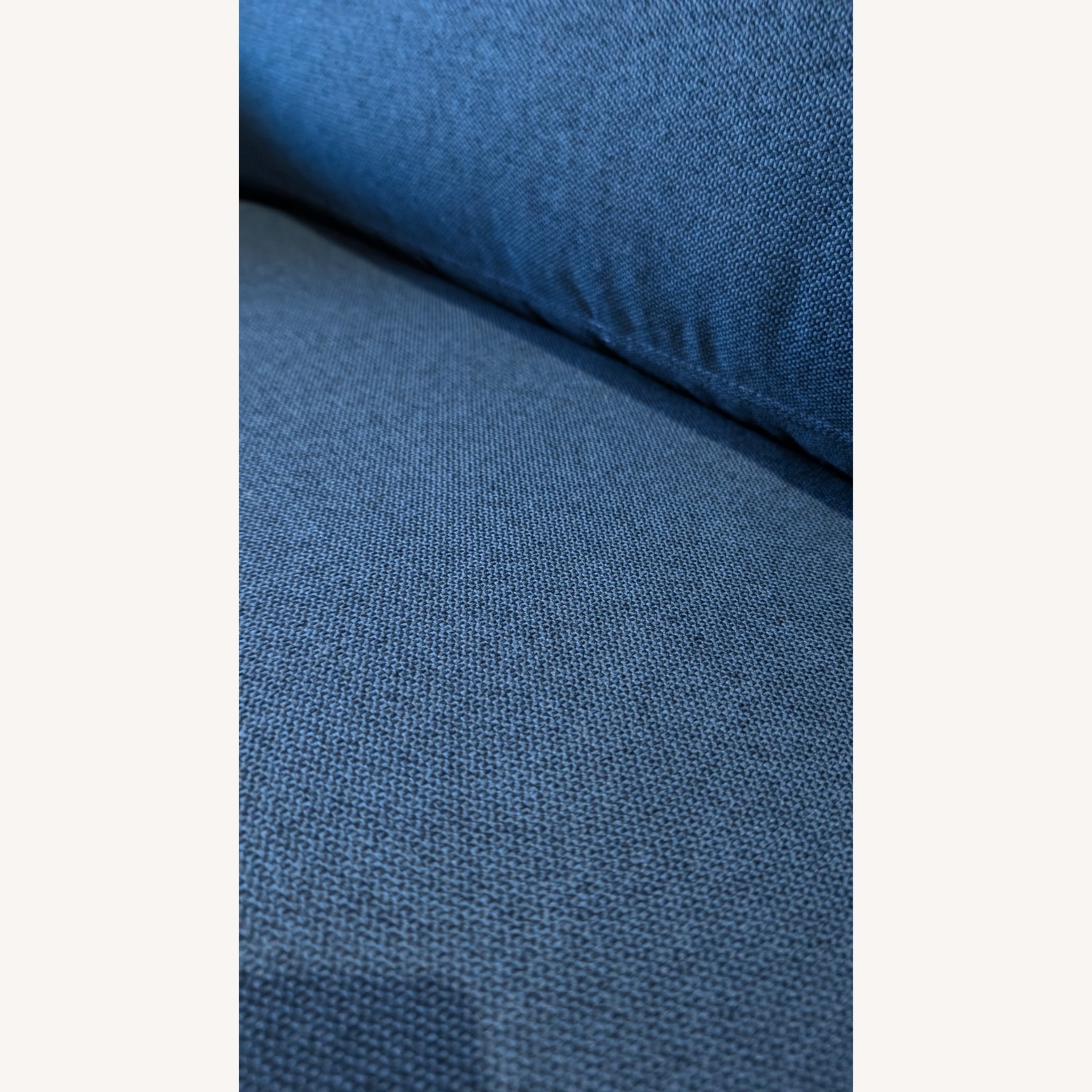 Knoll D'Urso Sofa 7.5' Indigo Hourglass Fabric - image-13