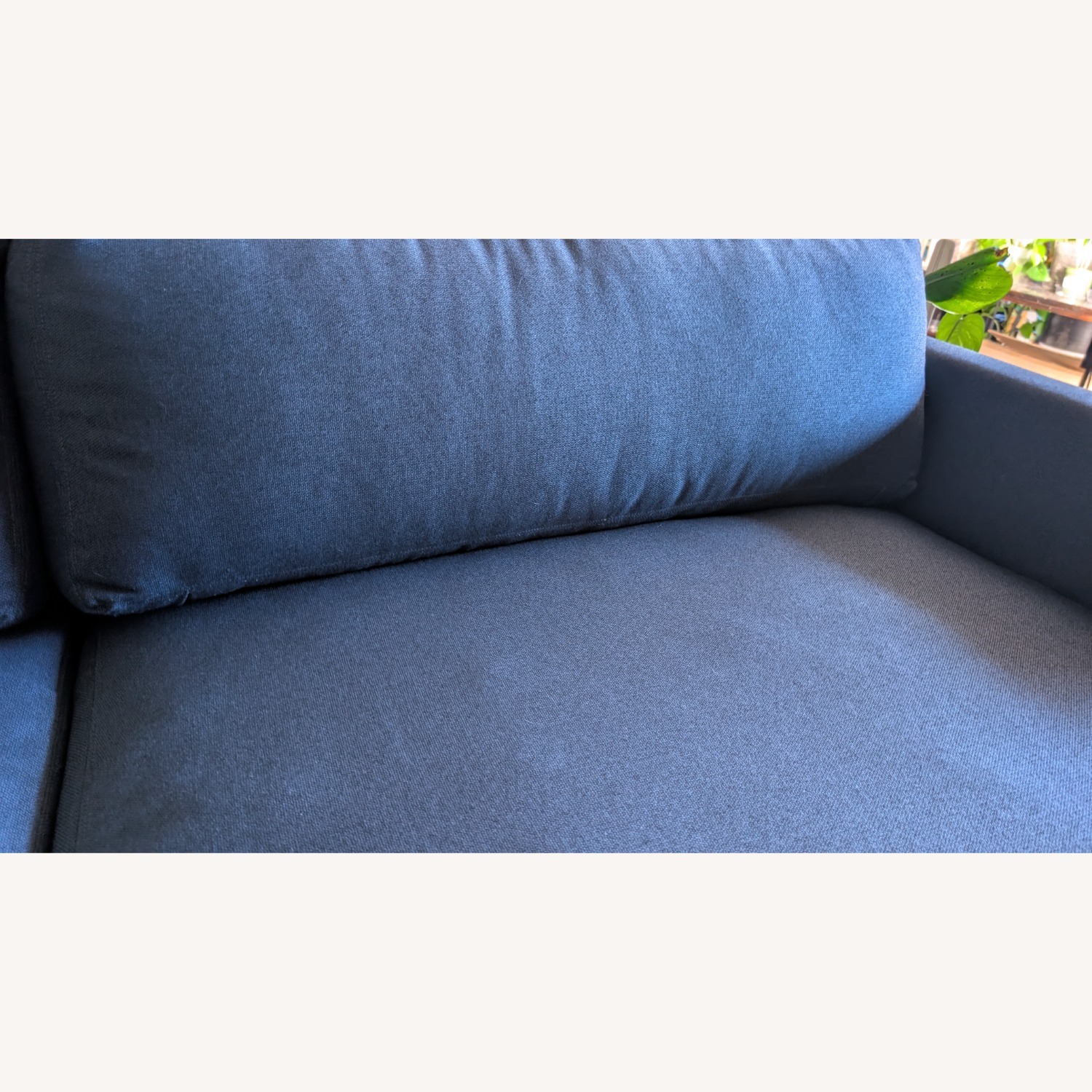 Knoll D'Urso Sofa 7.5' Indigo Hourglass Fabric - image-16