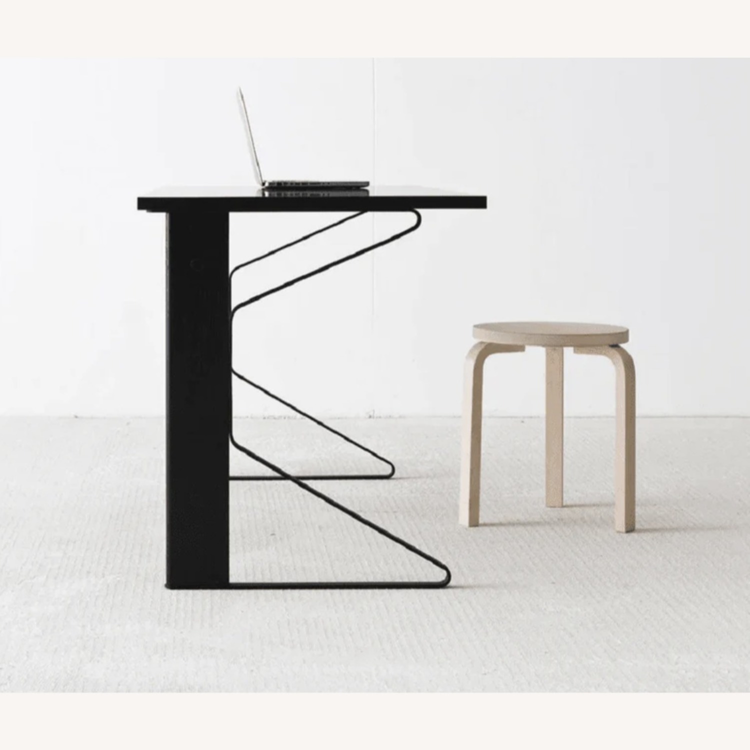 Artek USA Kaari Desk Black Oak + Black linoleum - image-2