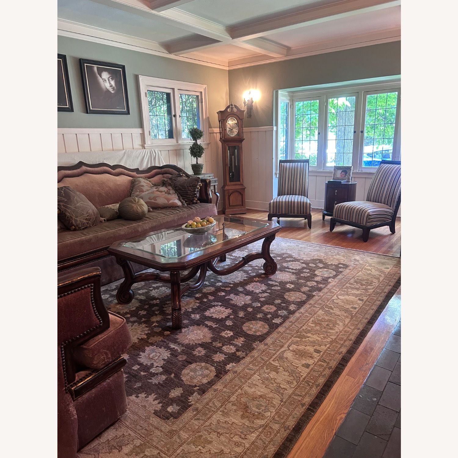 Class Long Sofa - image-3