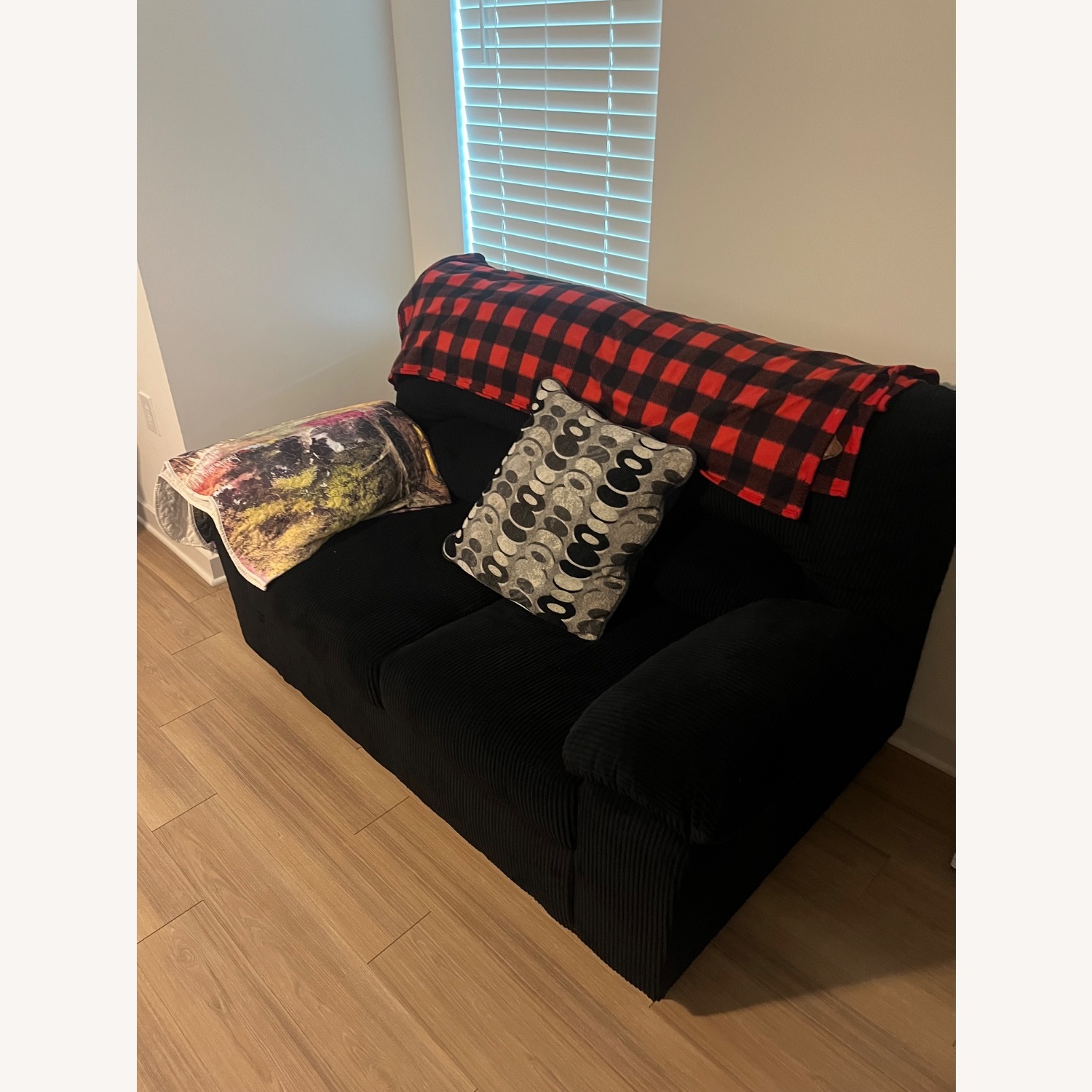 Ashley Furniture Onyx Black Loveseat - image-3