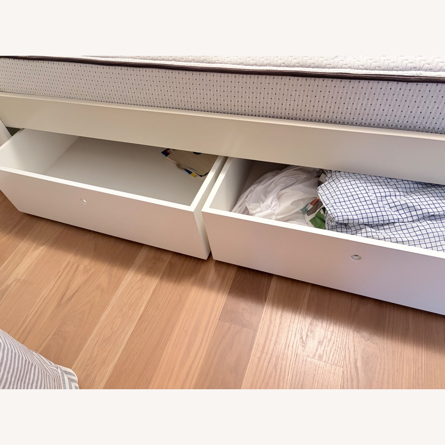 Wooden Twin Bed With Storage - image-4