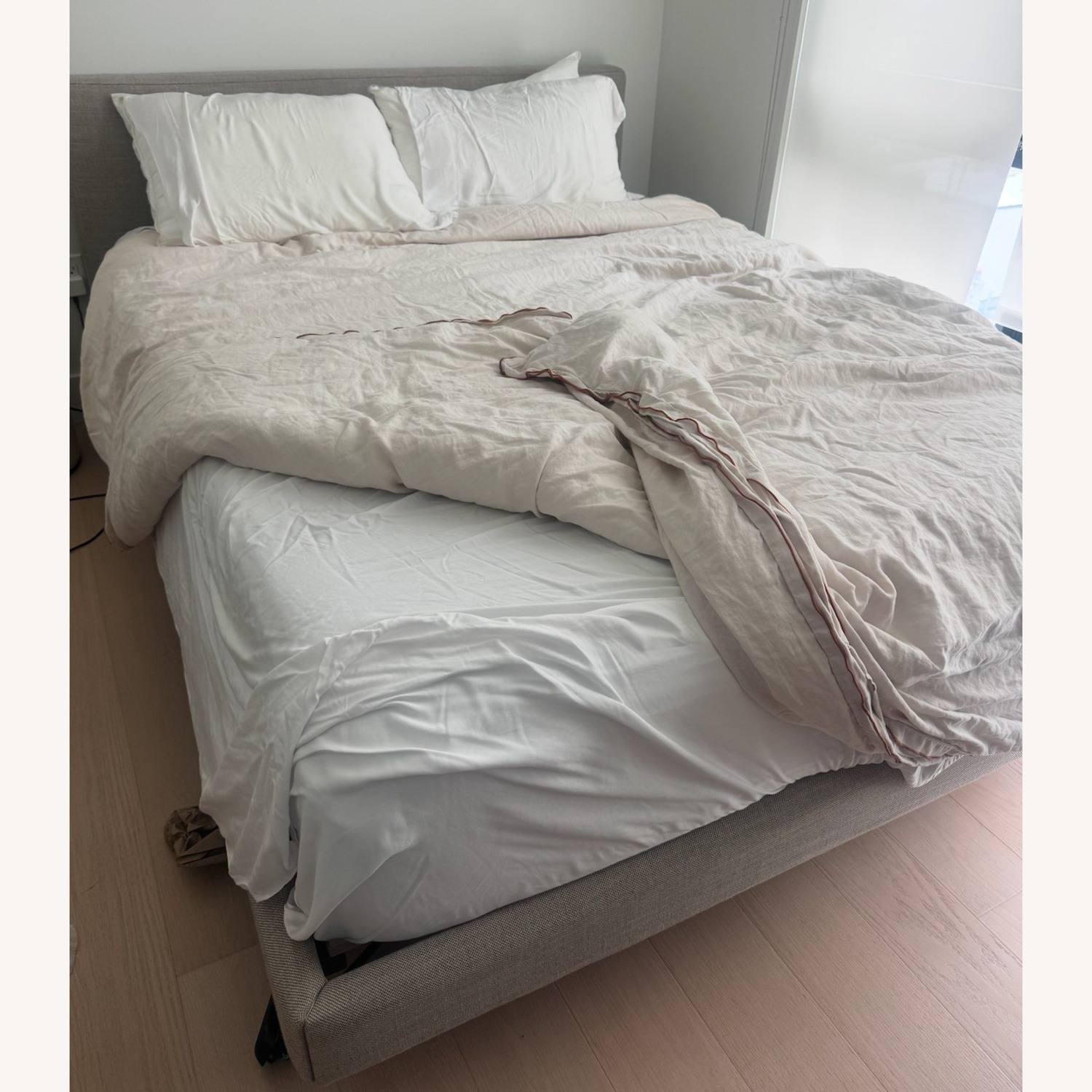 Article Light Gray Fabric Queen Bed - image-2