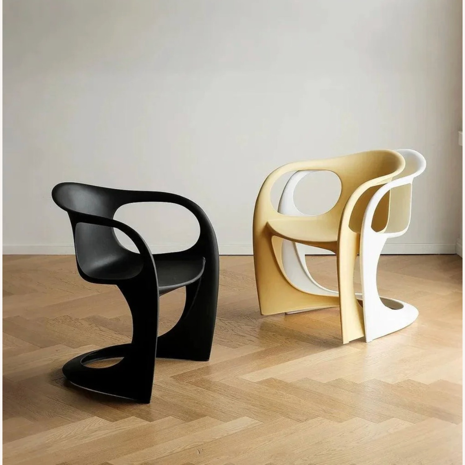 Postmodern Sculptural Space Age Statement Chair - image-2