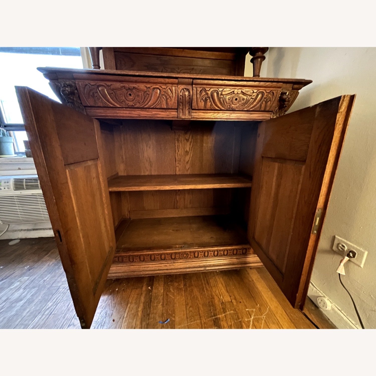 Antique 19th-Century Buffet Hutch - image-6