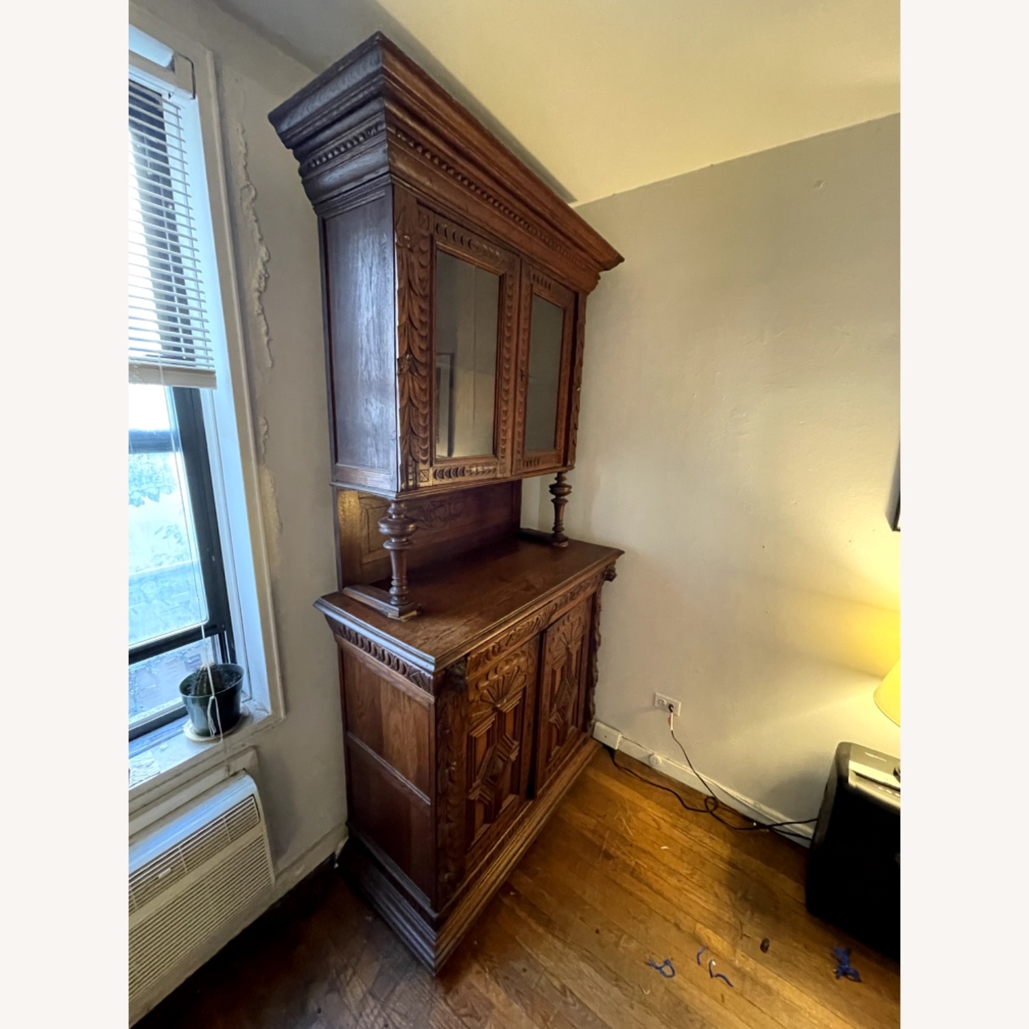 Antique 19th-Century Buffet Hutch - image-2