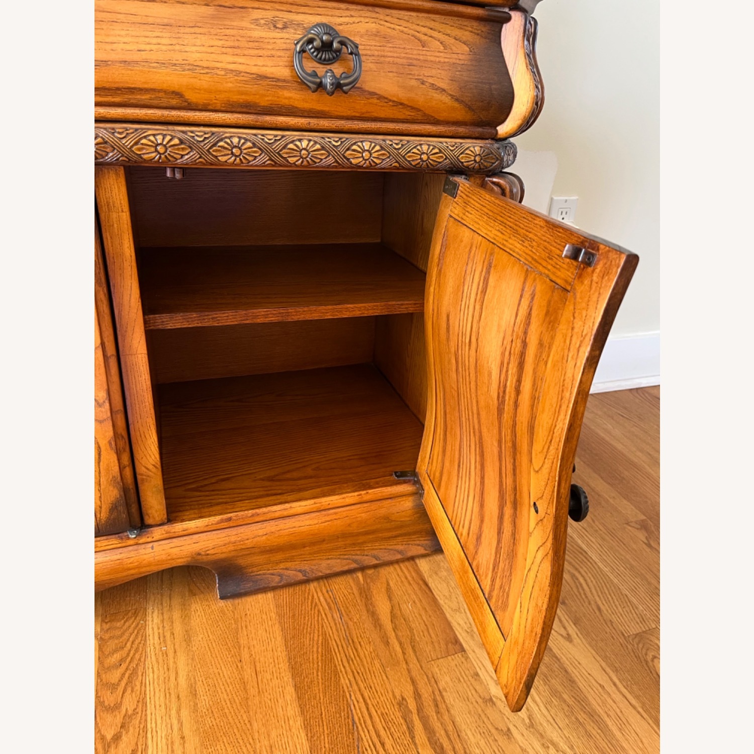 Michael Amini Oak China Cabinet w Lights - image-6