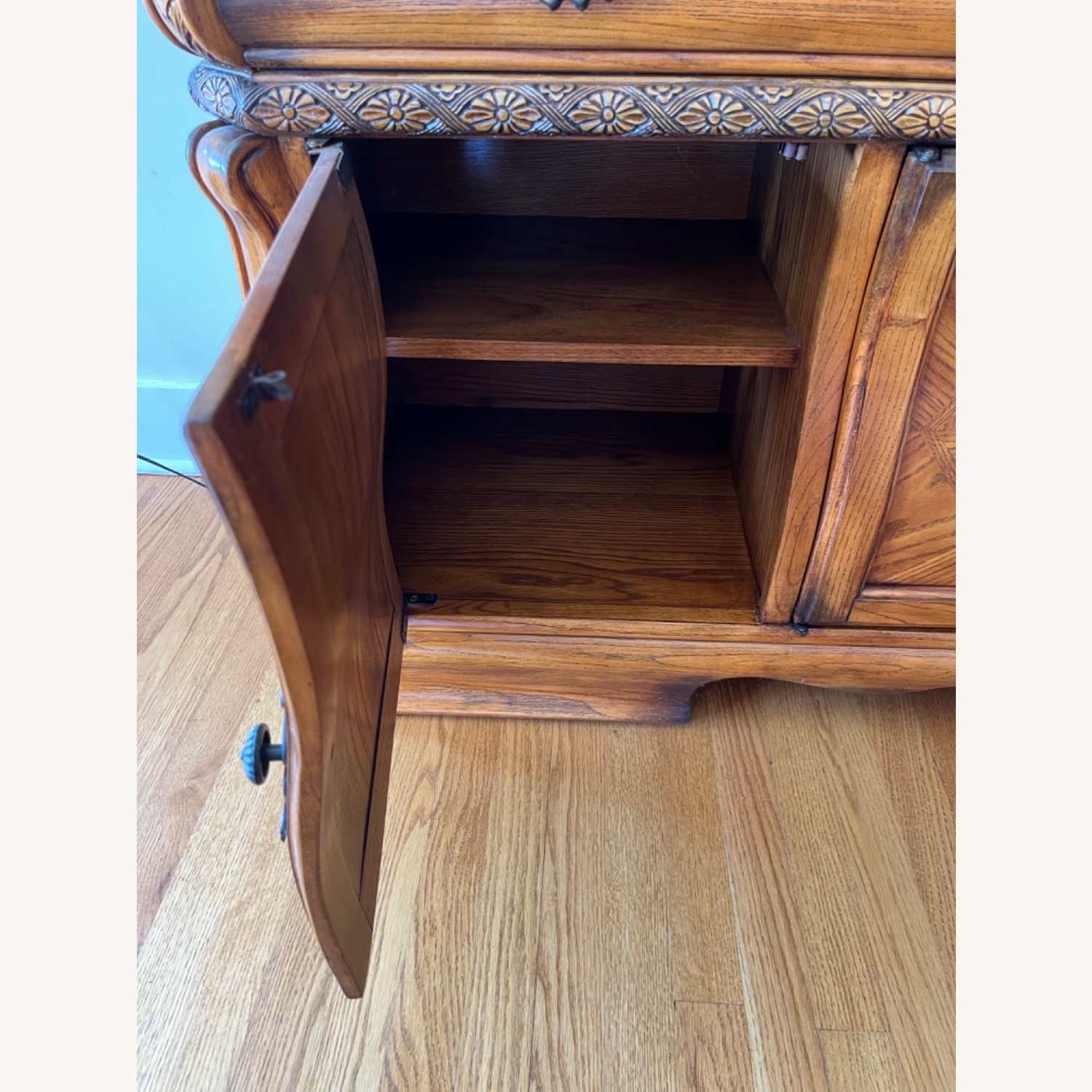 Michael Amini Oak China Cabinet w Lights - image-5