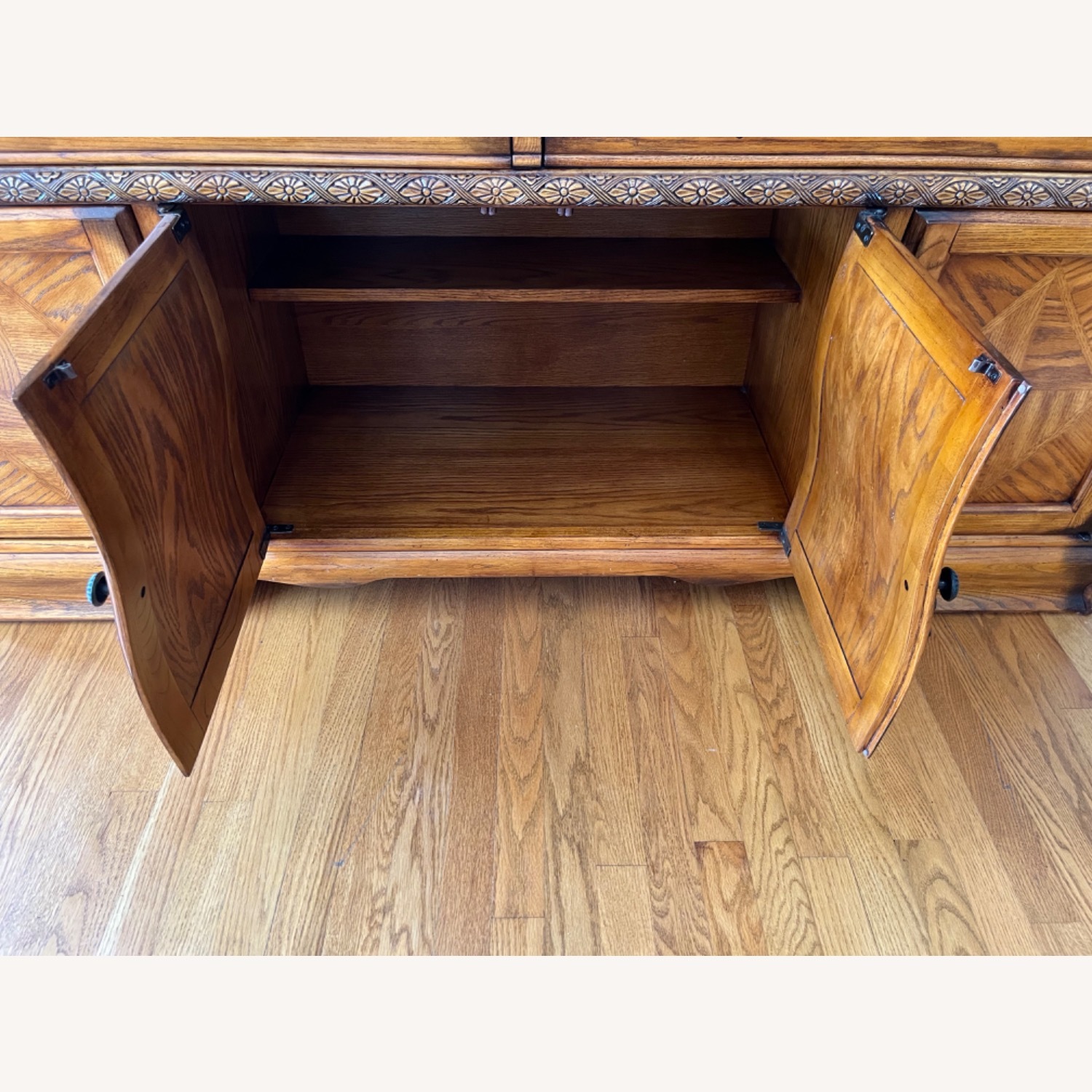 Michael Amini Oak China Cabinet w Lights - image-9