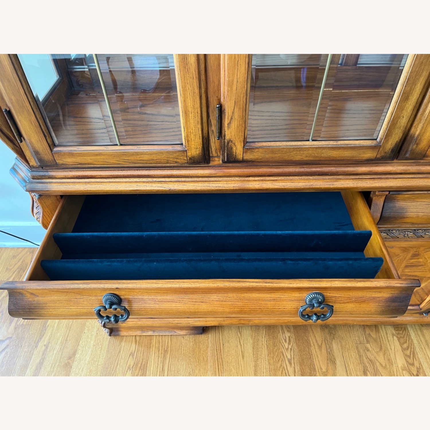 Michael Amini Oak China Cabinet w Lights - image-7