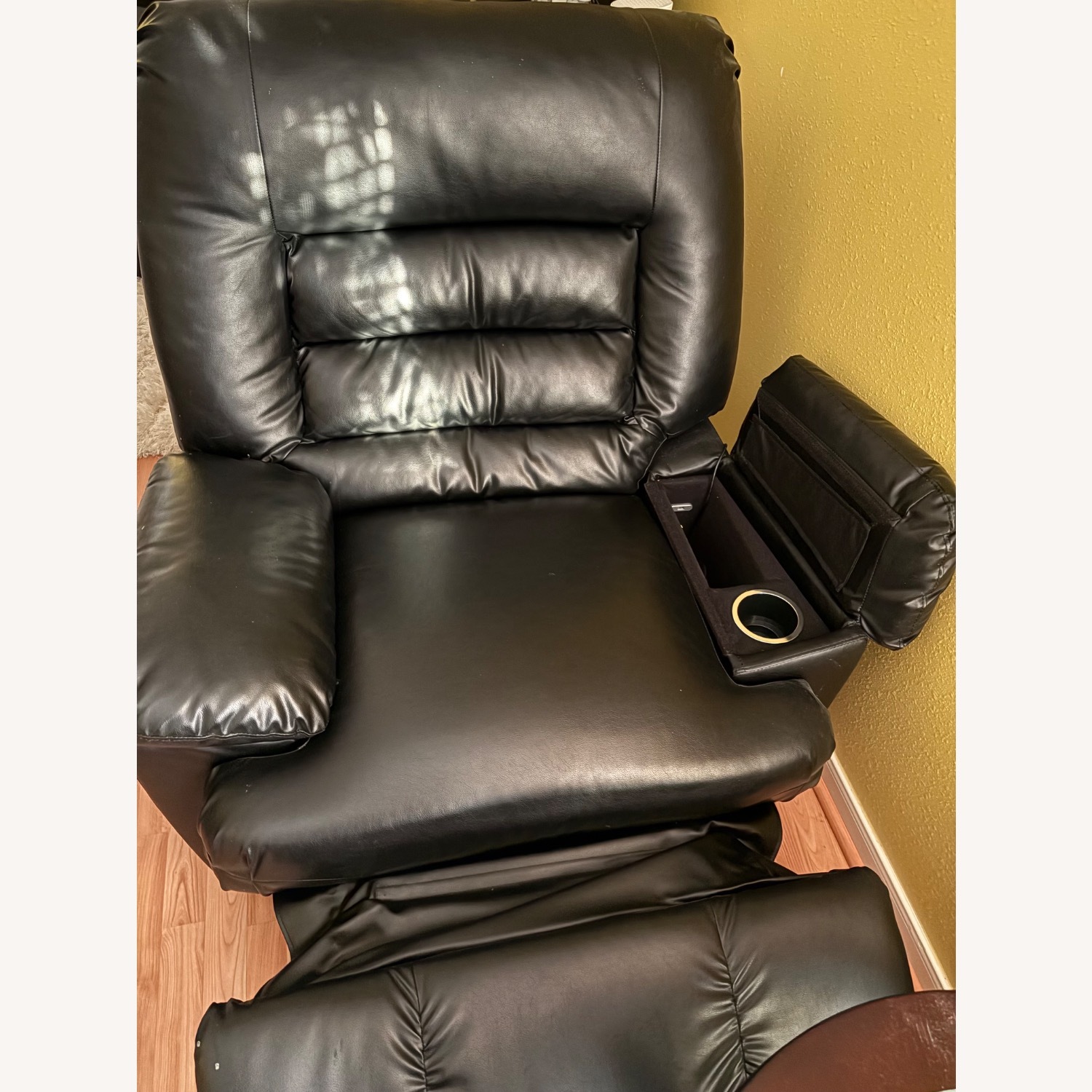 Leather Furniture South Black Leather Recliner - image-3
