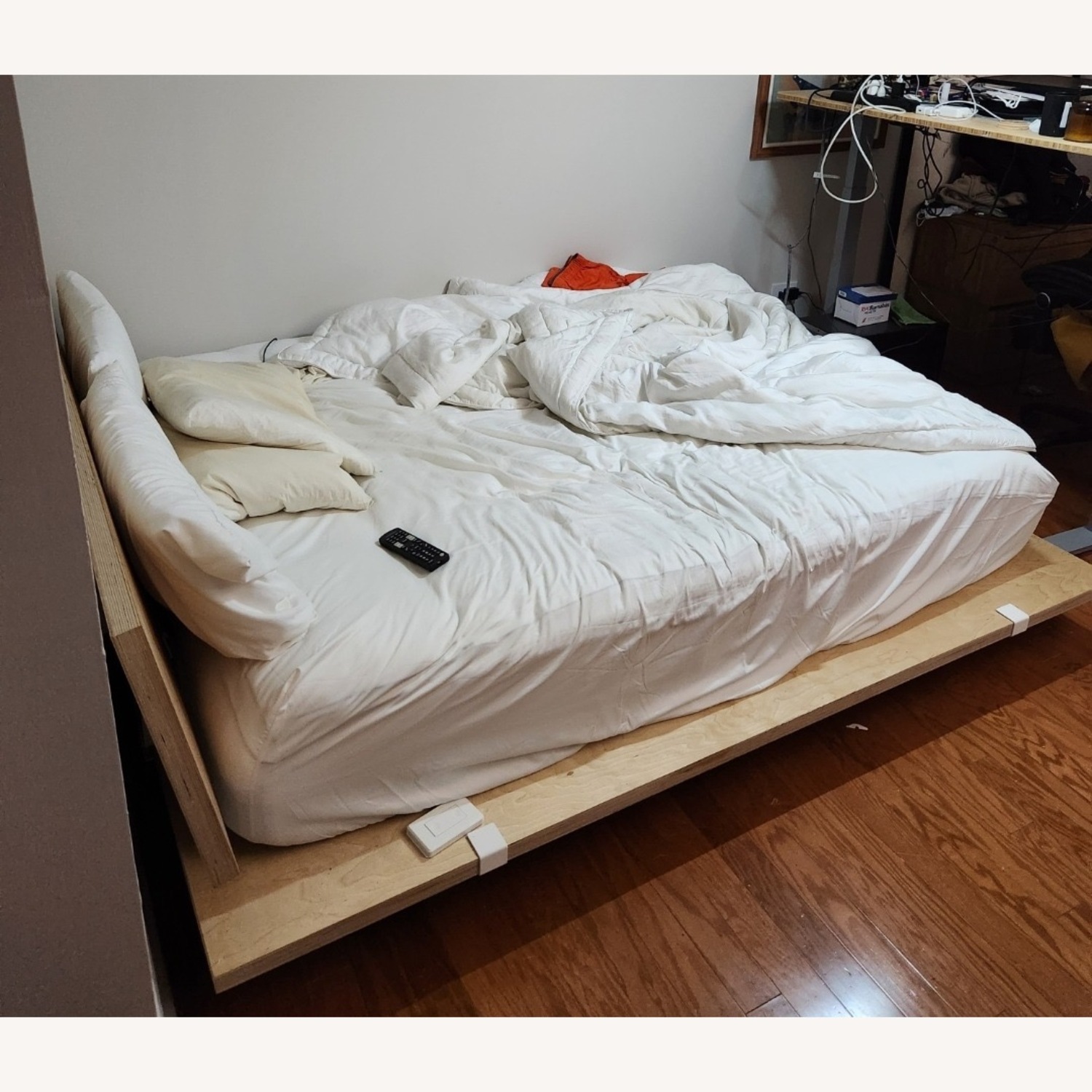 Floyd Bed Full Queen - image-8
