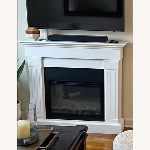 Used Wayfair White Wood Décor for sale on AptDeco