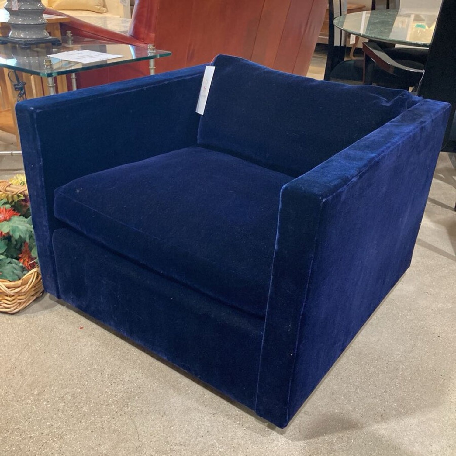 Mohair Accent Chair Navy - image-6