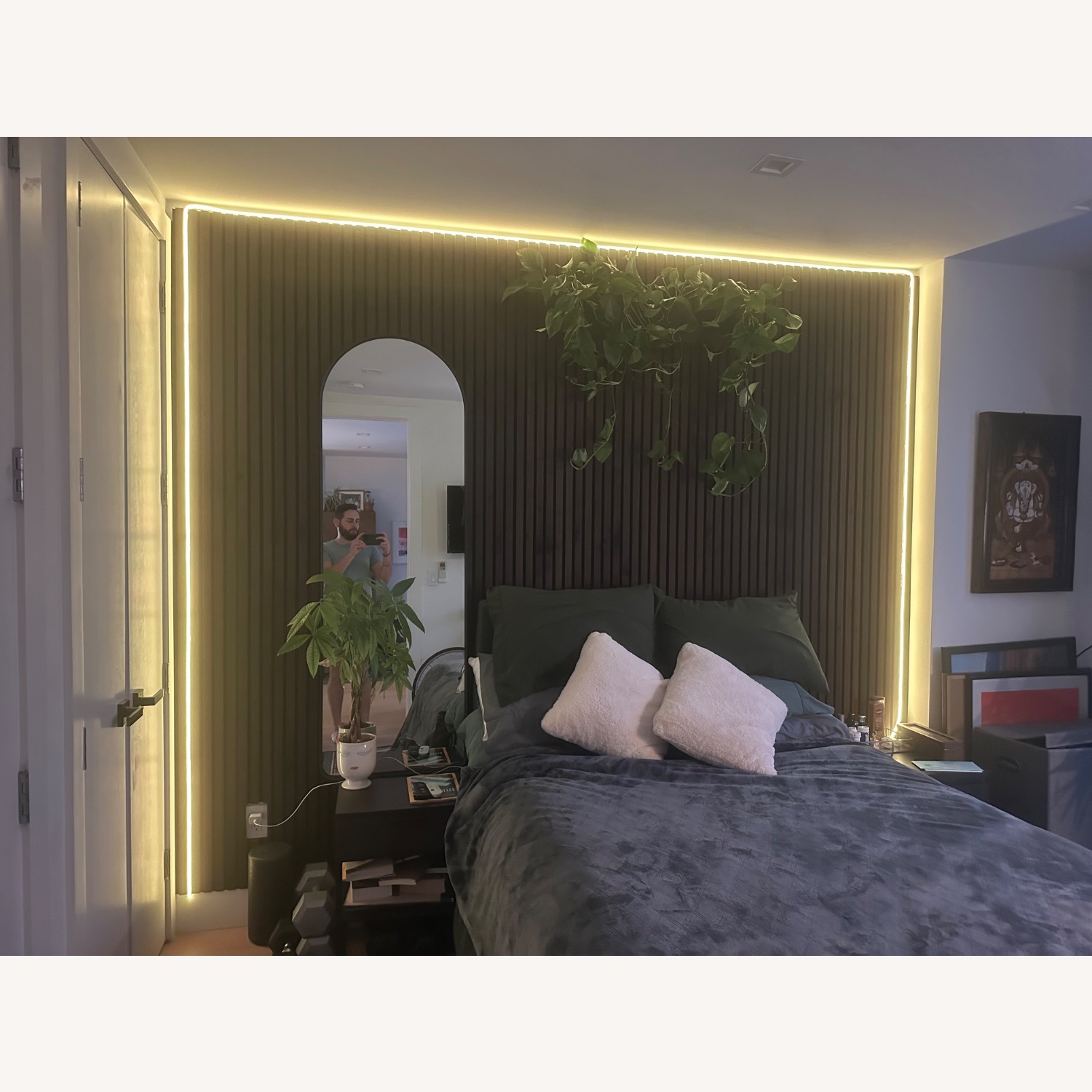 Thuma Dark Brown Wood Full Bed - image-1