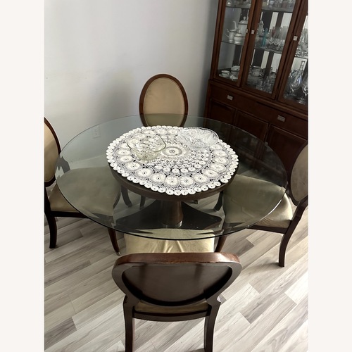 Used City Furniture Dining Sets for sale on AptDeco