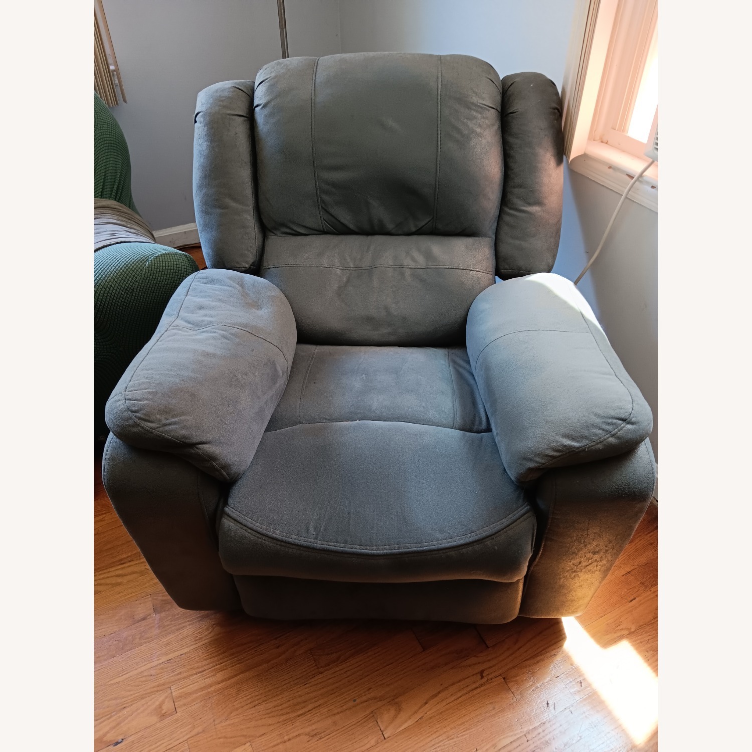 Contemporary Recliner - image-4