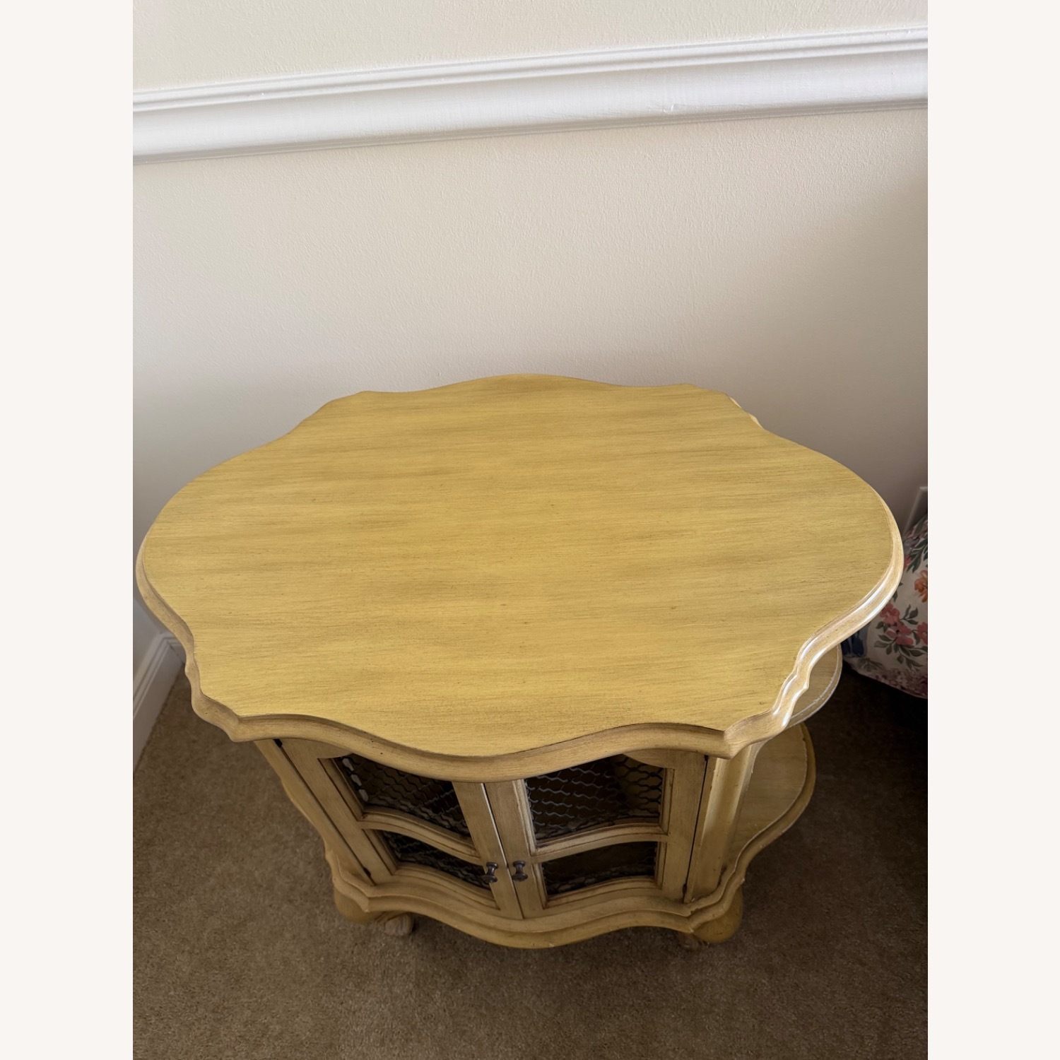 Vintage/Antique White Wood Nightstands 2 - image-4