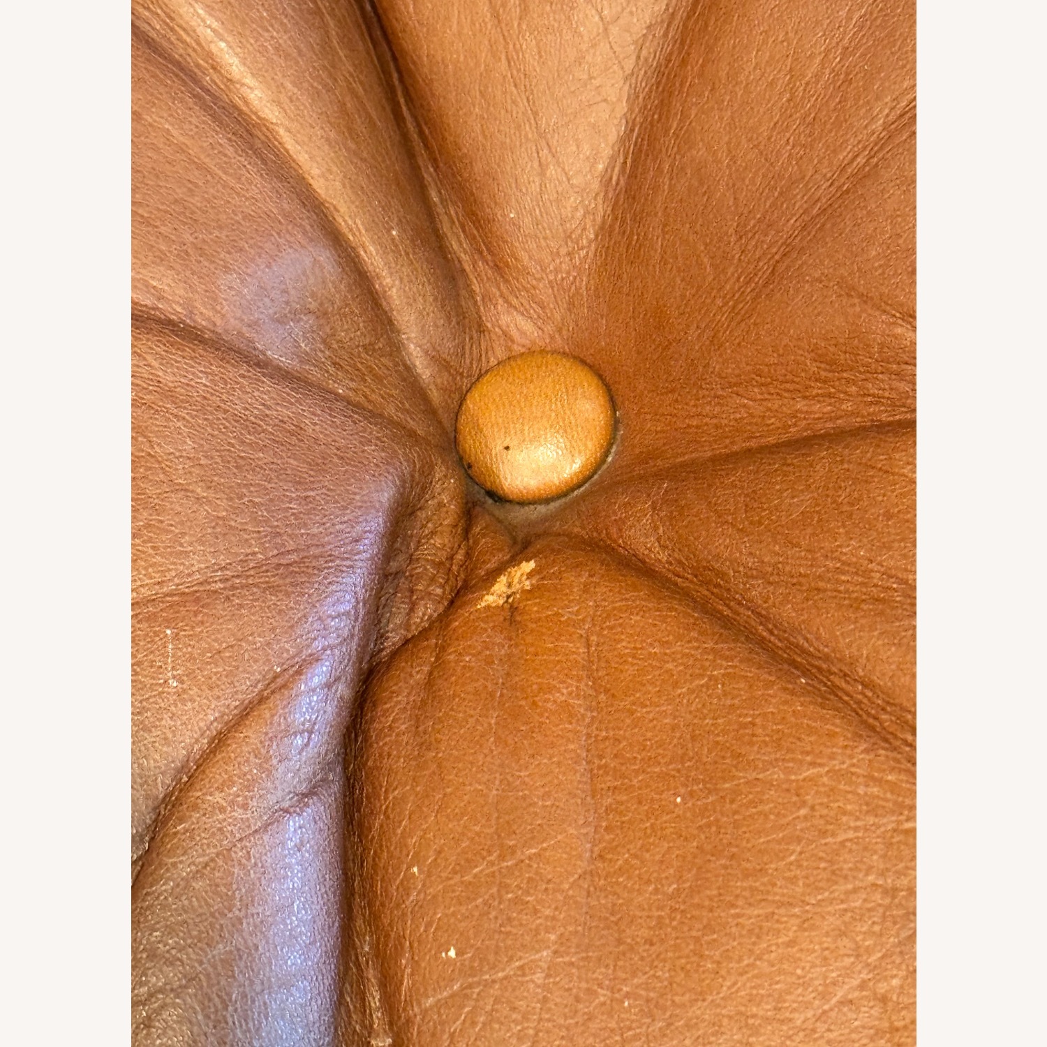 Westnofa Dark Brown Leather Accent Chair - image-10