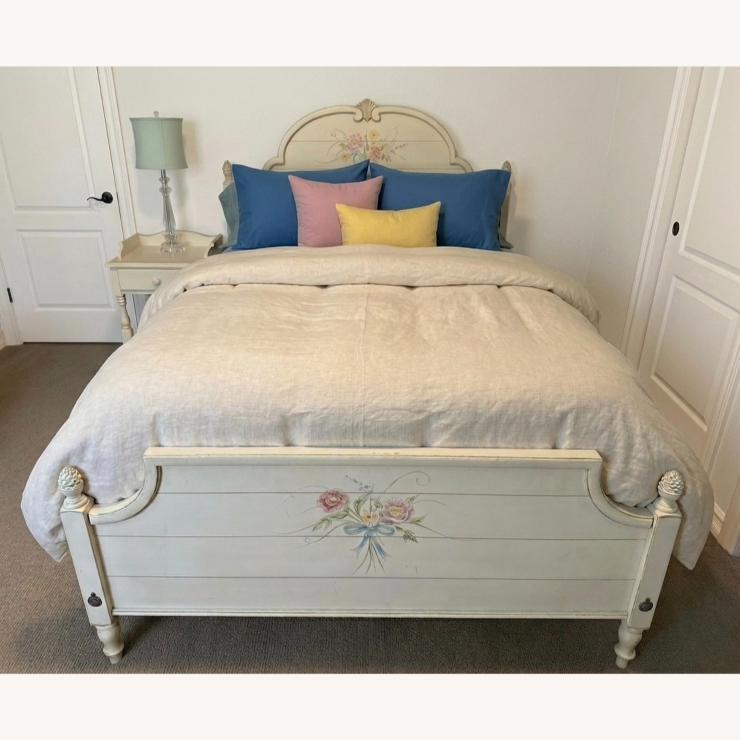 Ethan Allen Vintage Full Hand-painted Bed Frame - image-1