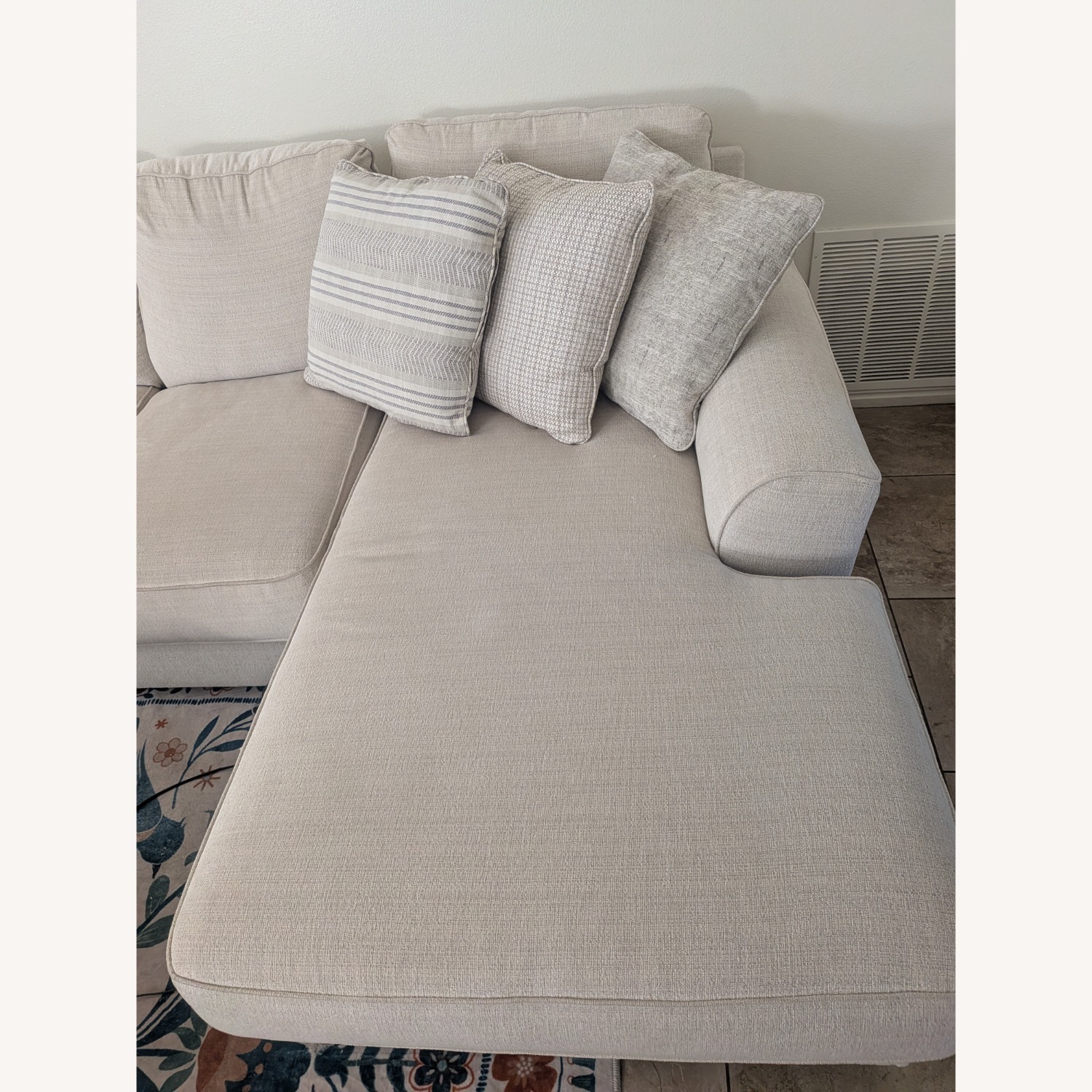 Ashley Furniture White Lerenza 4 piece Sectional with Chaise - image-4