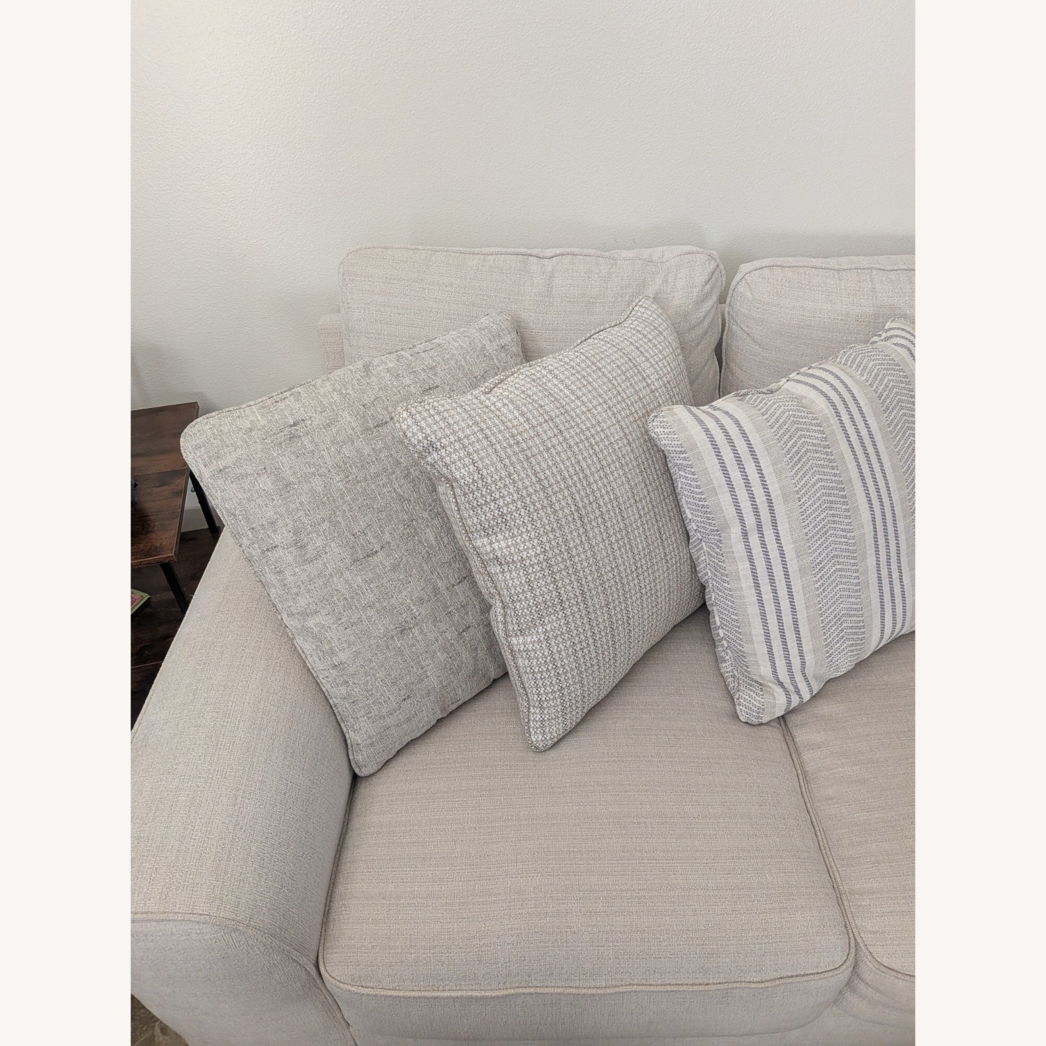 Ashley Furniture White Lerenza 4 piece Sectional with Chaise - image-7