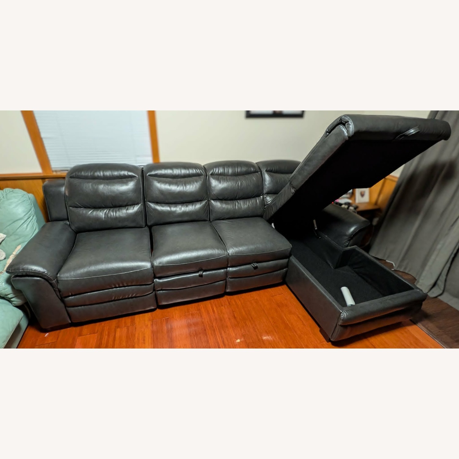 Global Furniture USA Black 3+ Piece Sectional - image-3